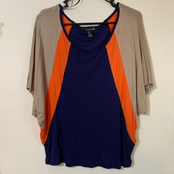 Forever 21 Butterfly color block sleeve shirt - Picture 4 of 4